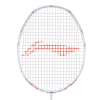 Li-Ning Bladex 800 ketcher hoved med rød grafik og letvægtsdesign til hurtigere sving.